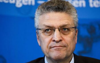 Γερμανία: Καθησυχαστικοί οι λοιμωξιολόγοι για την αύξηση του «R0» – Παραμένει κάτω από το 1 λέει ο επικεφαλής του «Ρόμπερτ Κοχ»