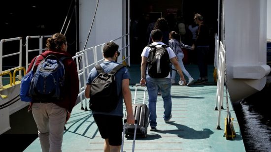 «Ανοίγουν» από 11/5 τα νησιά – Ποιοι και πώς μπορούν να ταξιδέψουν