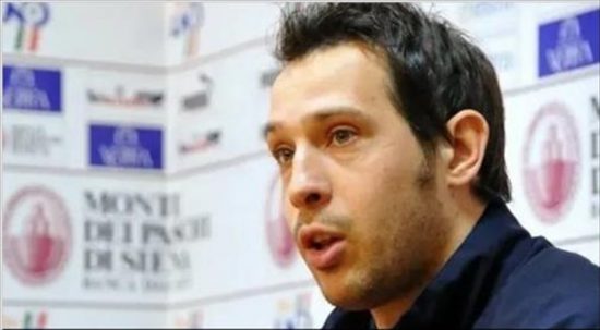 Ανείπωτος θρήνος για γνωστό ποδοσφαιριστή: Έπεσε ο γιος του από το μπαλκόνι!