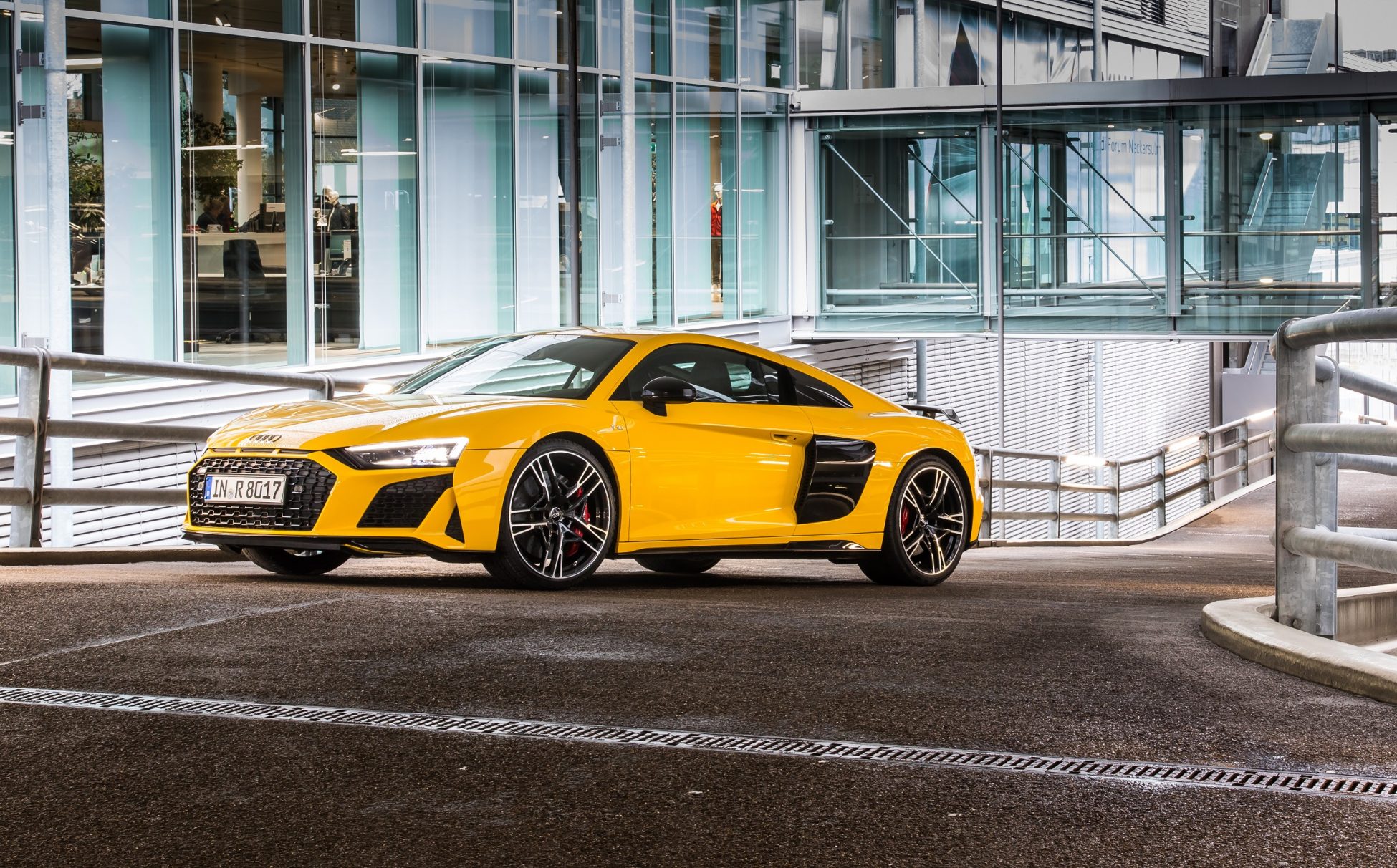Audi RS: Η φιλοσοφία και οι λεπτομέρειες πίσω από την κατασκευή του