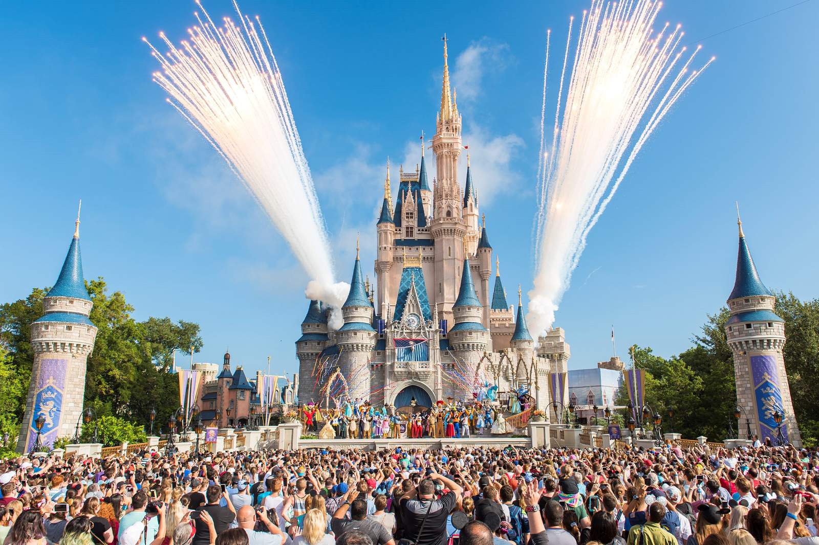 Disney: Προτείνει τη σταδιακή επαναλειτουργία του θεματικού πάρκου Walt Disney World στις 11 Ιουλίου