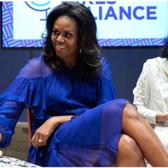 Michelle Obama: «Είμαι εξαντλημένη από μία θλίψη που δεν φαίνεται να σταματά»