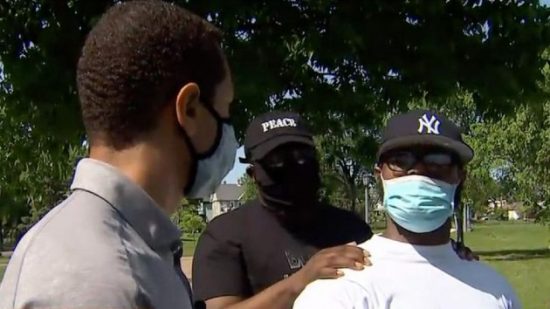 Έκκληση του αδελφού του Τζορτζ Φλόιντ στους βίαιους διαδηλωτές: «Δεν θα ήθελε να το κάνετε αυτό, ηρεμήστε».