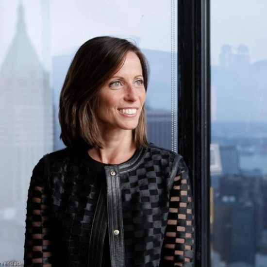 Adena Friedman: Η γυναίκα που κατέκτησε τη Wall Street