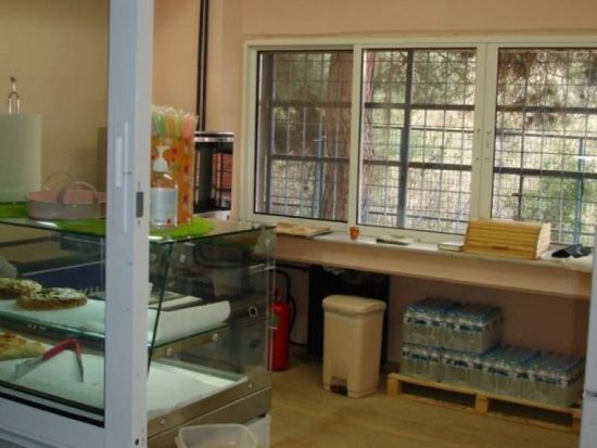 Παράταση ενός έτους στις μισθώσεις δημοτικών ακινήτων και σχολικών κυλικείων