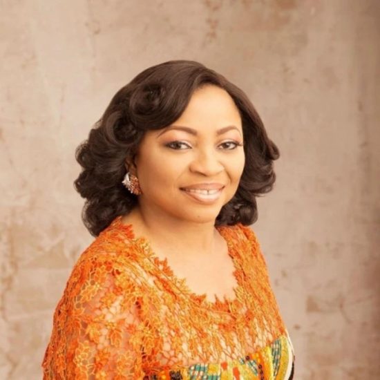 Folorunsho Alakija: Η γυναίκα από τη Νιγηρία που κυριάρχησε στο χώρο της μόδας και του πετρελαίου