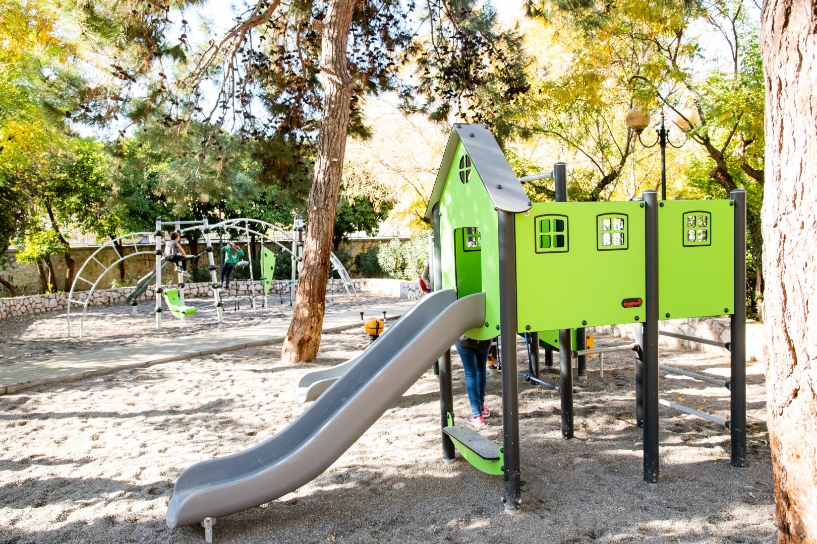 Δήμος Αθηναίων: Επαναλειτουργούν από Παρασκευή 5 Ιουνίου όλες οι παιδικές χαρές