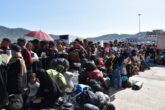 Ένταση στη Λέσβο μεταξύ Λιμενικών και μεταναστών
