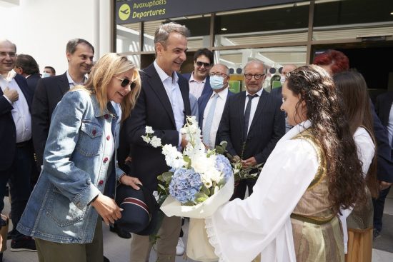 Κυρ. Μητσοτάκης από τη Σαντορίνη: Η Ελλάδα είναι έτοιμη να καλωσορίσει με ασφάλεια τους τουρίστες το καλοκαίρι