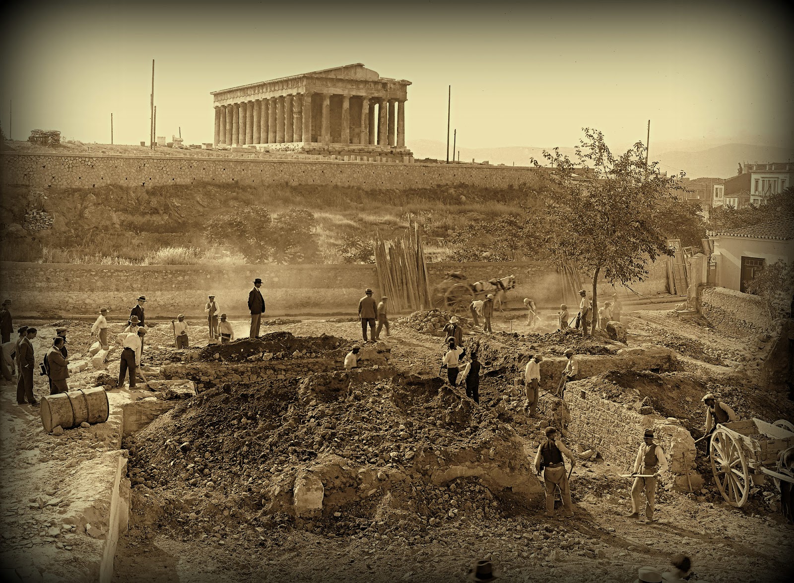 Τουρίστες στον τόπο μας: Αρχαία αγορά