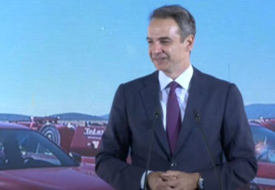 Μητσοτάκης στην παραλαβή 20 πυροσβεστικών, δωρεά της Παπαστράτος: Φέτος είμαστε πιο έτοιμοι από ποτέ για την αντιμετώπιση των πυρκαγιών