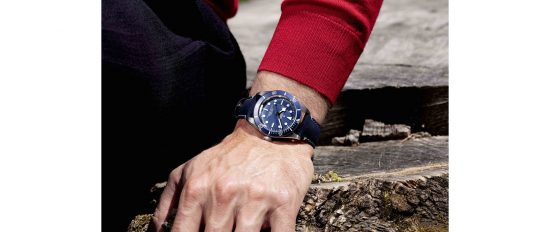 Tudor: Η νέα έκδοση «Navy Blue» του εμβληματικού καταδυτικού μοντέλου της Black Bay Fifty-Eight