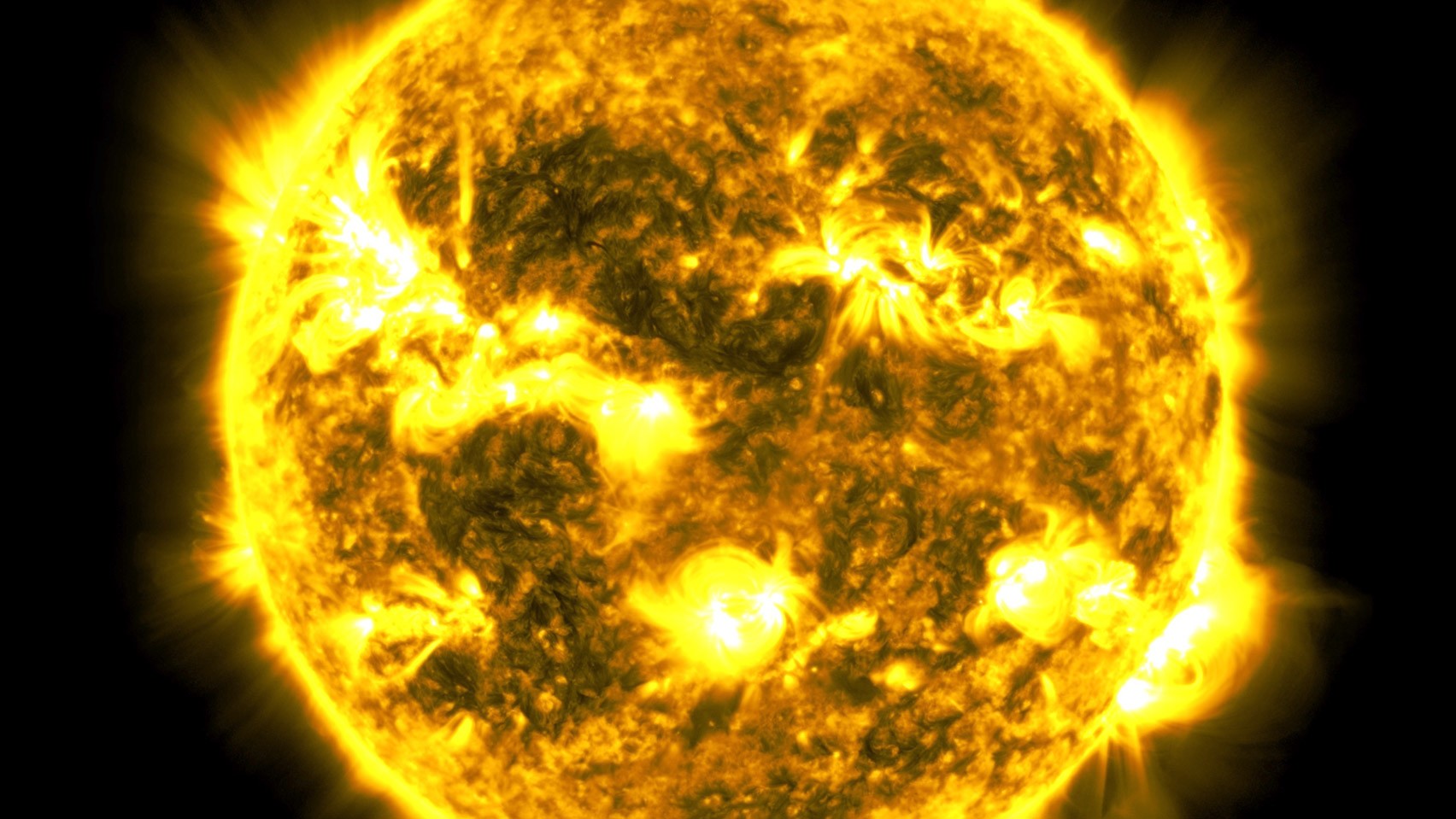 NASA: Δέκα χρόνια ηλιακής δραστηριότητας σε μια ώρα