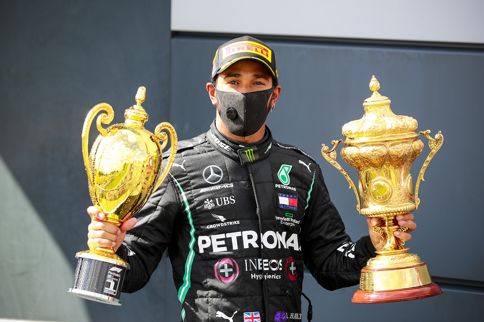F1, Βρετανία: Ούτε κλατάρισμα δε τον σταματά!