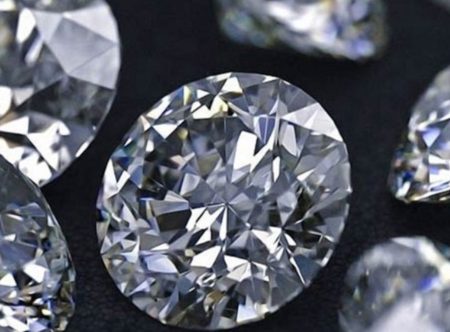 200824161904_indian-diamond-1577352991