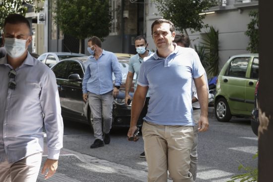 Τσίπρας στην ΚΕ ΣΥΡΙΖΑ: Κάθε μέρα που περνά η κυβέρνηση Μητσοτάκη κατεδαφίζει αντί να χτίζει