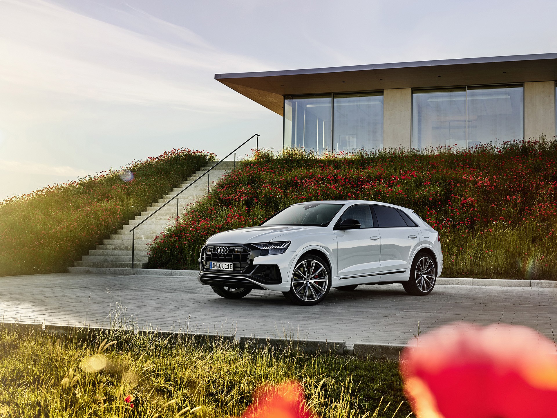 Audi Q8 TFSI e quattro: Η plug-in υβριδική έκδοση του Q8