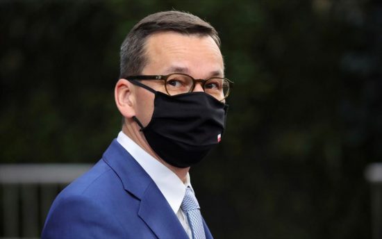 Πολωνία: Νέα μέτρα και κατ’ οίκον περιορισμό ανακοίνωσε η κυβέρνηση