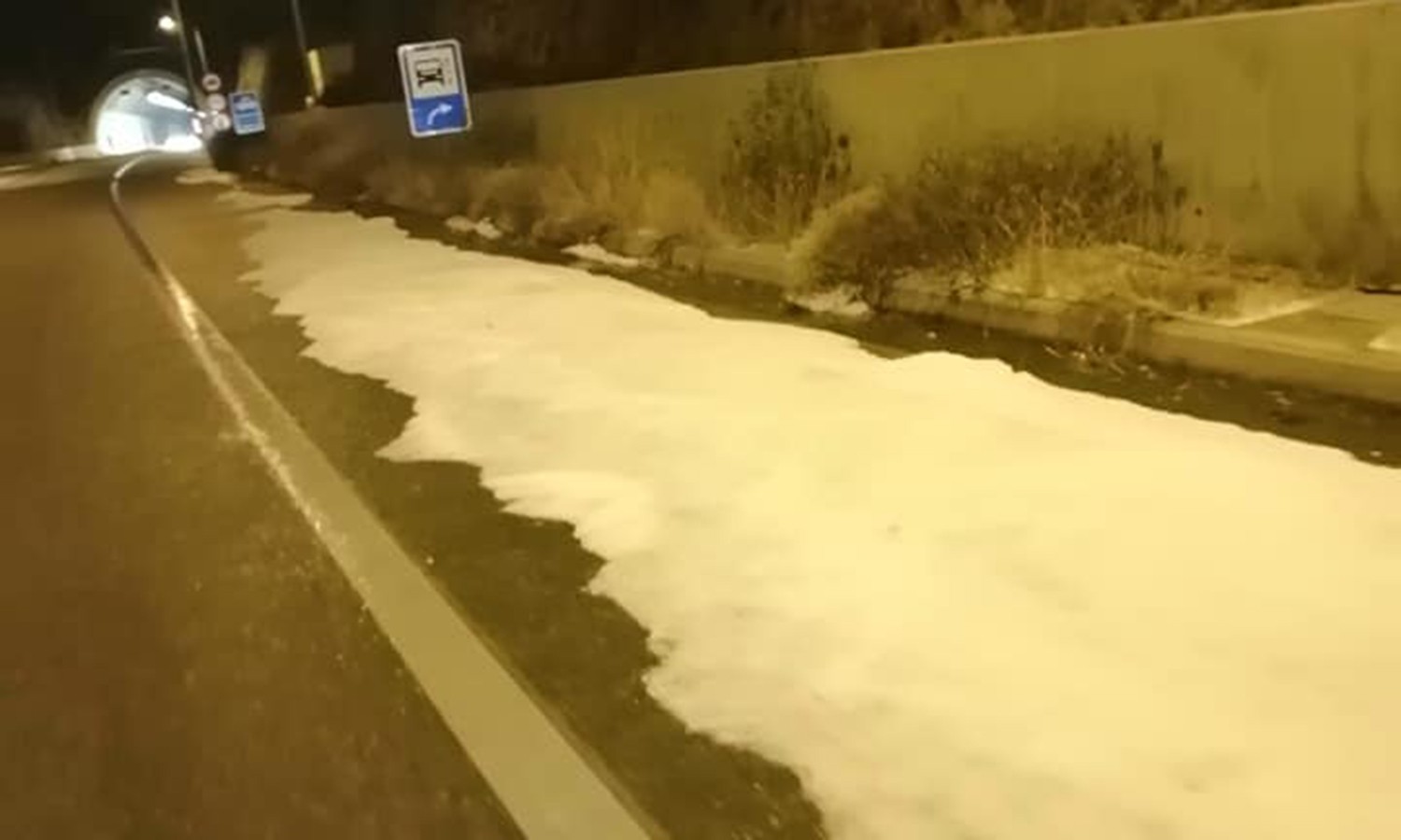 Στα… λευκά η Κρήτη από το χαλάζι (video)
