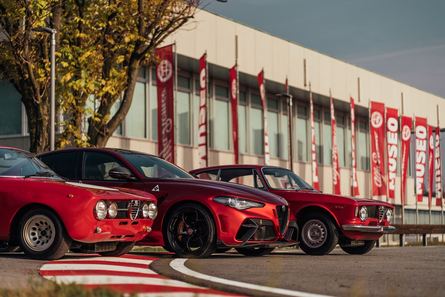 Giulia GTA: Οι άνθρωποι της Alfa Romeo μιλούν για το νέο τους δημιούργημα (video)
