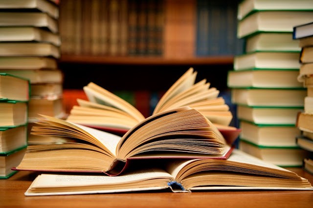 Ξεκινούν οι διαδικασίες για τη χορήγηση 180.000 επιταγών αγοράς βιβλίων από τον ΟΑΕΔ 