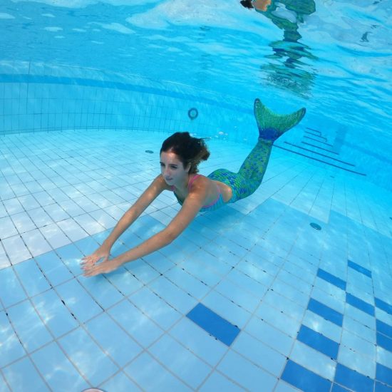 Σίλβια Σολιμόσγιοβα: Η 17χρονη αθλήτρια συγχρονισμένης κολύμβησης μονοπωλεί το ενδιαφέρον στο Tik Tok