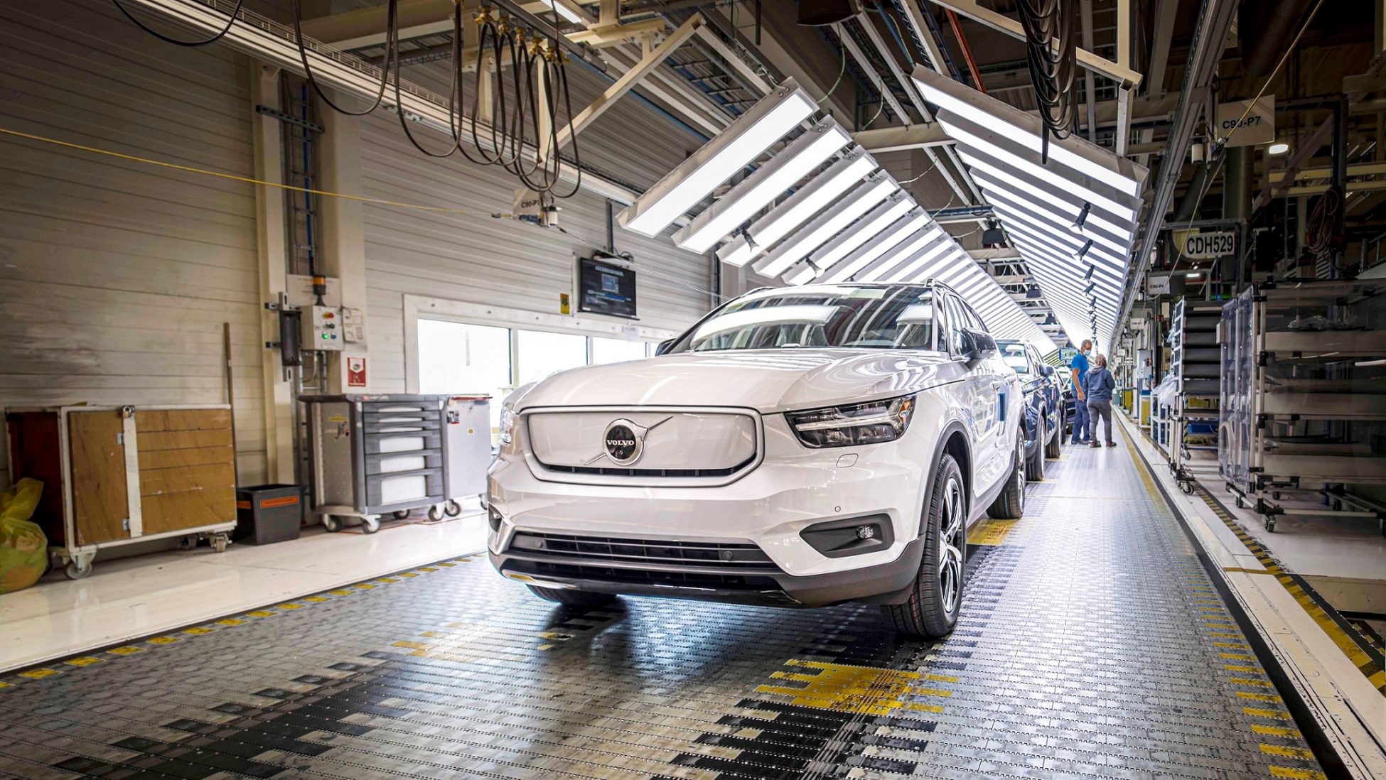 Volvo Cars: Τριπλασιάζει τη δυναμικότητα παραγωγής ηλεκτρικών οχημάτων στη Γάνδη