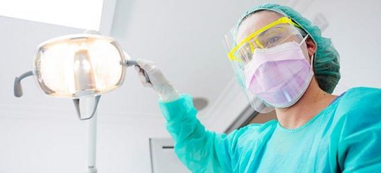 Η Ελληνική Οδοντιατρική Ομοσπονδία ζητά την ένταξη των μελών της στον εμβολιασμό