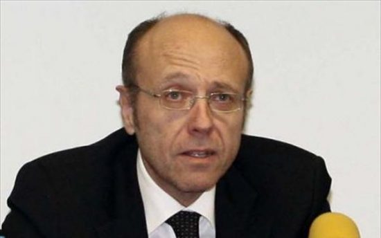 Θεσσαλονίκη: Επίθεση με μπογιές και τρικάκια στο γραφείο του βουλευτή Βαρτζόπουλου