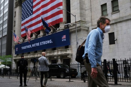 «Κύμα» μετανάστευσης στη… Wall Street των ιδιωτών Ελλήνων επενδυτών – Οι ανατροπές που έχουν συμβεί