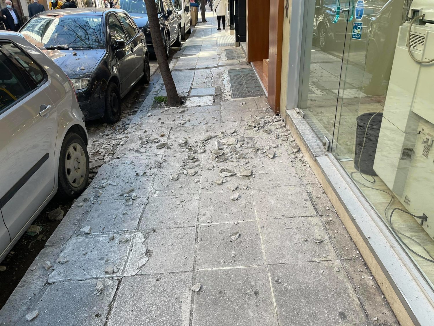 Δυνατός σεισμός 6 Ρίχτερ στη Ελασσόνα: Υλικές ζημιές και σοβαρά προβλήματα στις τηλεπικοινωνίες