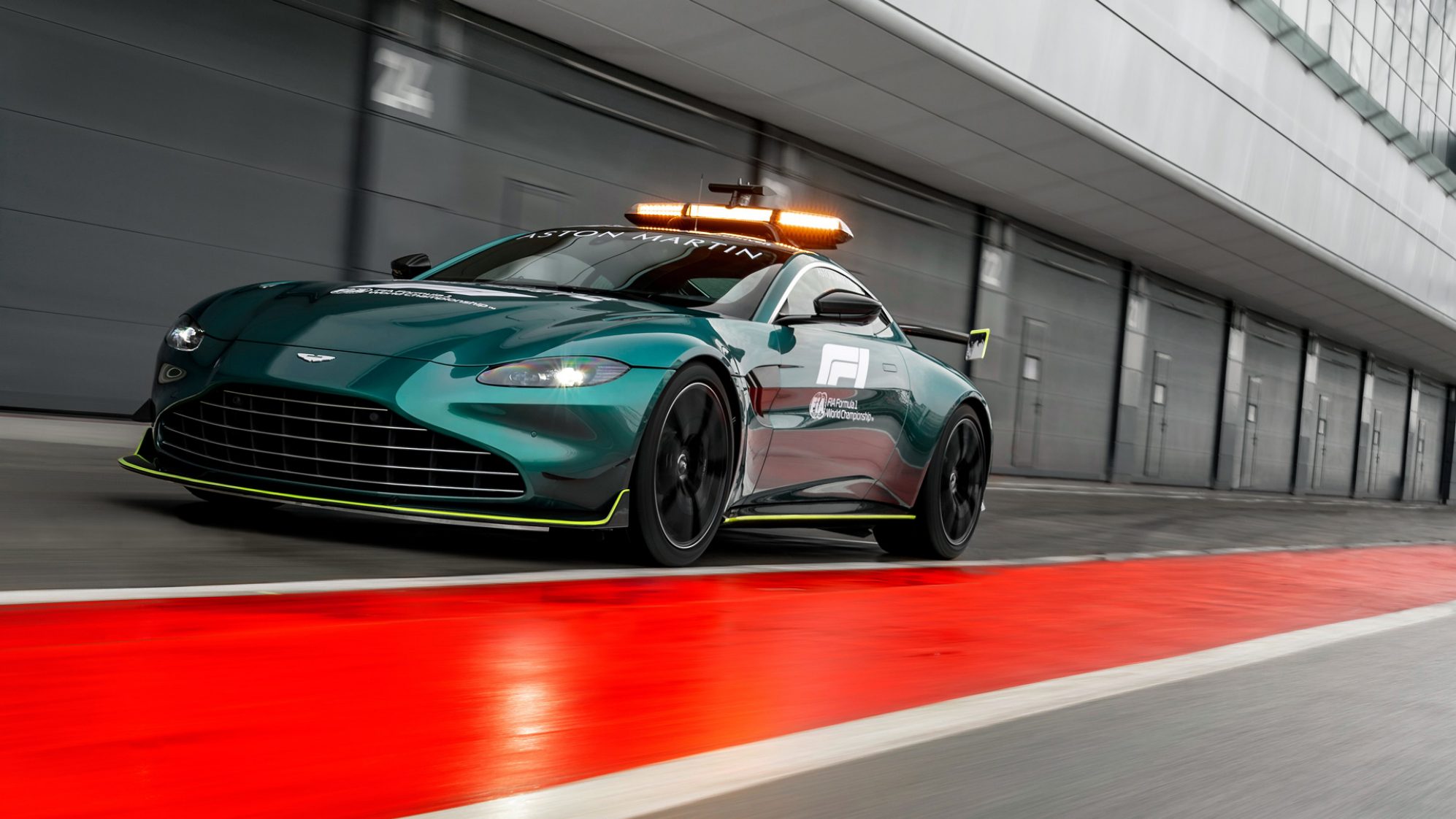 F1: Ιδού τα νέα Safety Car!