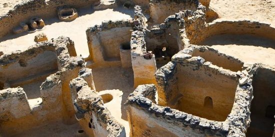 Αίγυπτος: Ανακαλύφθηκε το παλαιότερο μοναστηριακό μνημείο στον κόσμο – Εντοπίστηκαν τοιχογραφίες στα ελληνικά