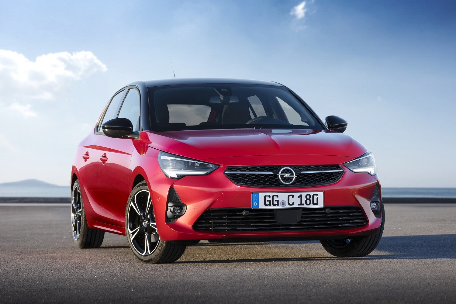 Ξεπουλάει το Opel Corsa