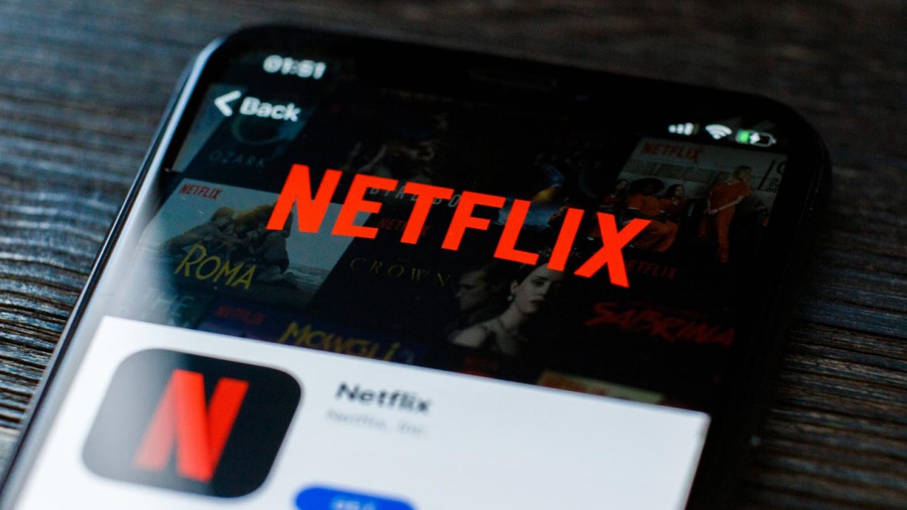 εφαρμογή Netflix σε κινητό