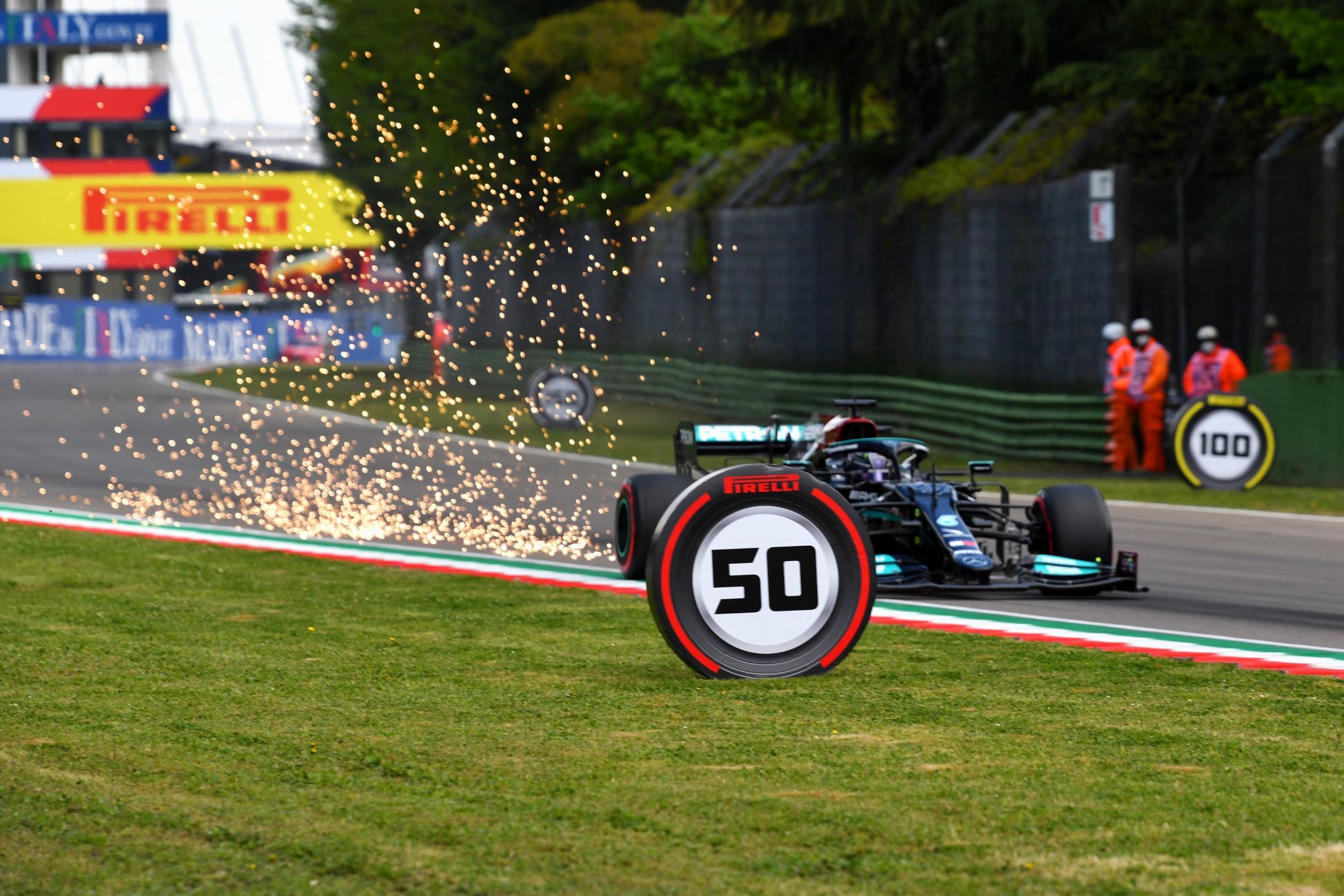 F1: Αγώνας αντί δοκιμών!