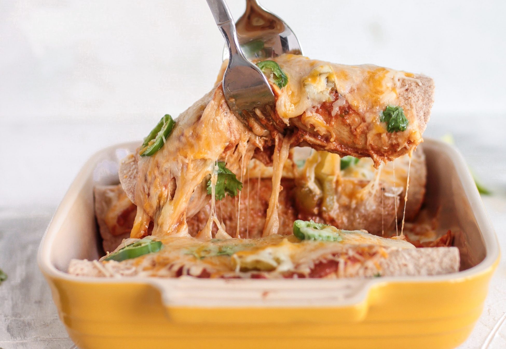 Μεξικάνικη συνταγή για enchiladas με κοτόπουλο