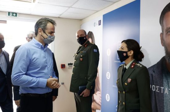 Μητσοτάκης για εμβόλια: Πρέπει να κάνουμε το σωστό – Νέοι και ηλικιωμένοι να εμβολιαστούν άμεσα