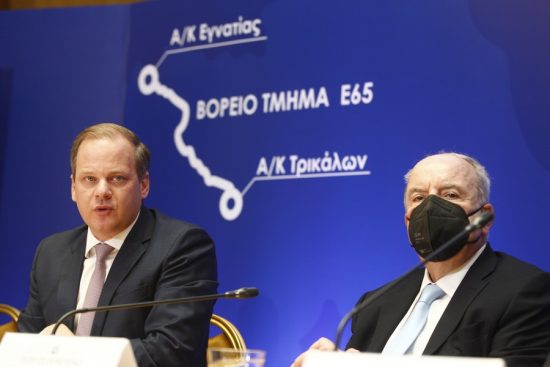 Ε65: Έπεσαν οι υπογραφές με τη ΓΕΚ ΤΕΡΝΑ για το βόρειο τμήμα
