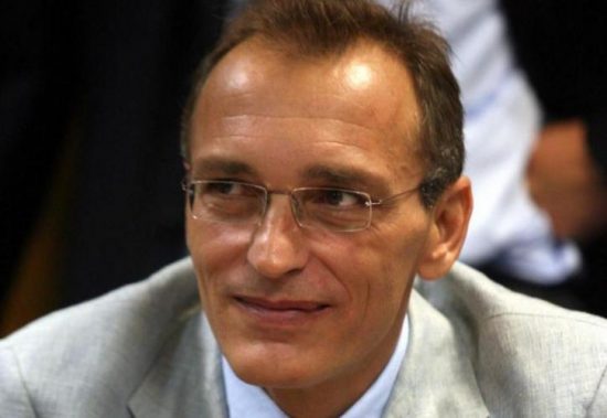 Ελλάκτωρ: Μηδενίζει το ποσοστό του ο Λεωνίδας Μπόμπολας