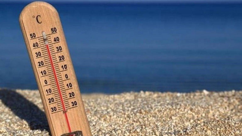 Ξεπέρασε τους 44 βαθμούς Κελσίου η θερμοκρασία στα Χανιά, σύμφωνα με το meteo