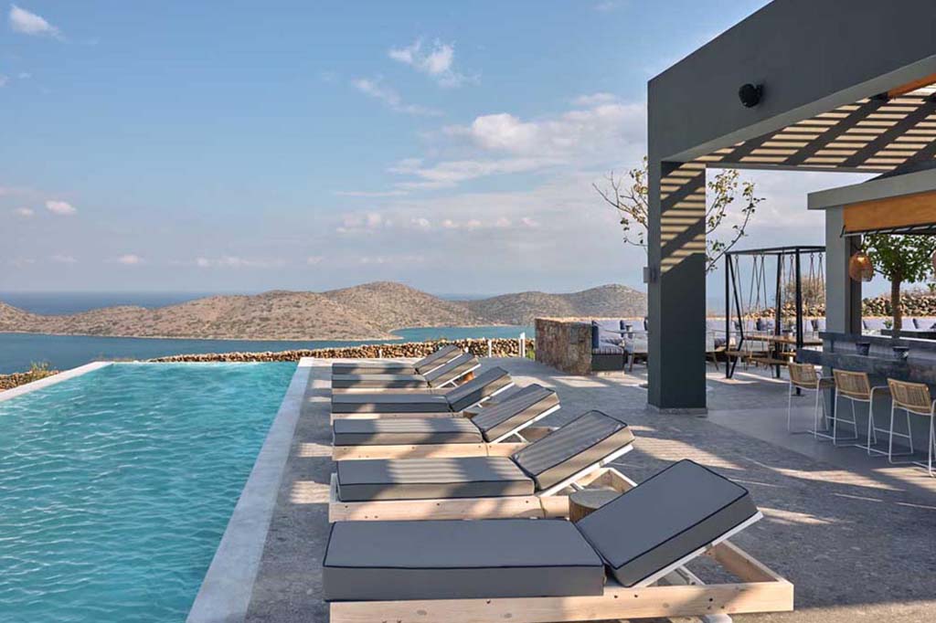 Hotel Investment Partners: Εξαγόρασε το Elounda Blu στην Κρήτη