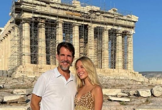 Παύλος και Μαρί Σαντάλ: Οικογενειακά με τα παιδιά τους στην Ακρόπολη