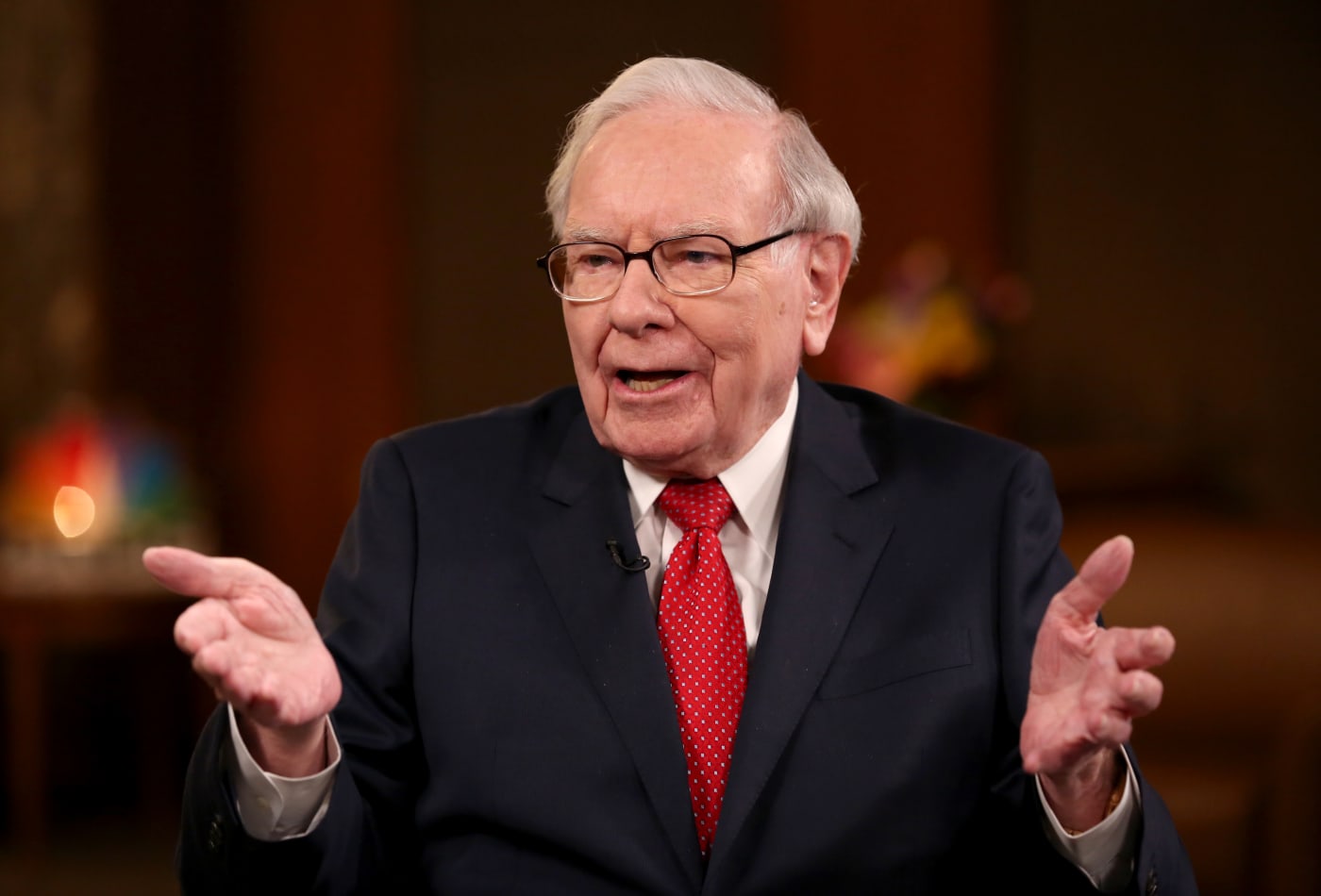 Warren Buffett: Η γνώμη του για τους δασμούς – «Με τον καιρό, είναι ένας φόρος στα αγαθά»