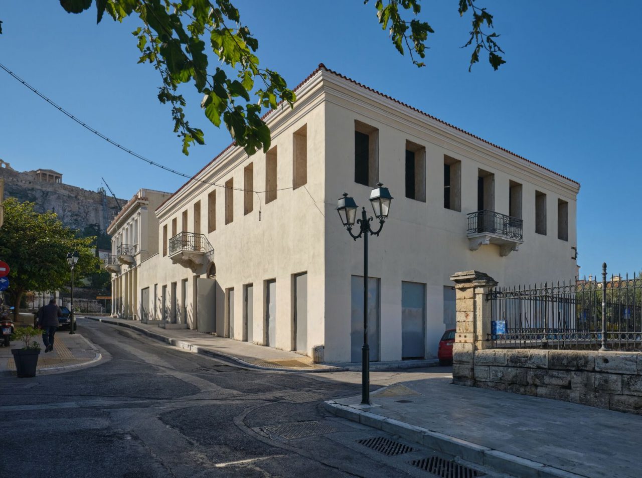 Πωλείται το πρώτο ξενοδοχείο της Αθήνας δίπλα στη Ρωμαϊκή Αγορά