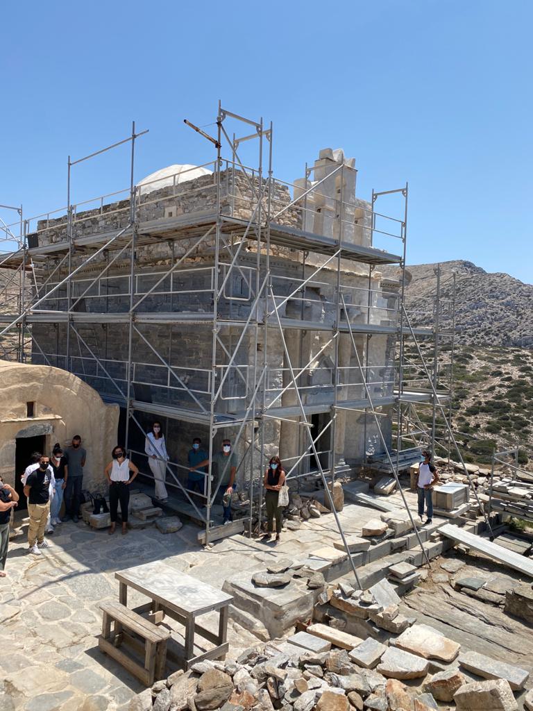 Η κυρά της Σικίνου - Το κρυμμένο μυστικό του ναού της Επισκοπής