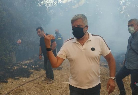 Καταγγελία Πατούλη για σχέδιο εμπρησμών – Βρέθηκαν γκαζάκια στο πάρκο Τρίτση