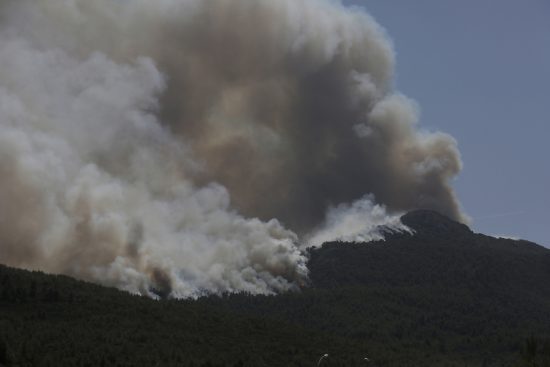 Φωτιά στην Αρκαδία: Σε Γορτυνία και της Μεγαλόπολη αντιμετωπίζονται τα πύρινα μέτωπα