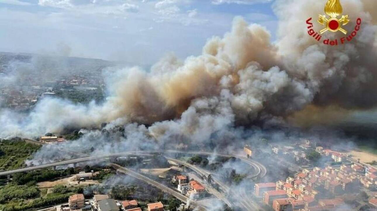 Ιταλία: Πέντε πολίτες νεκροί στις πυρκαγιές σε Καλαβρία, Σικελία και Σαρδηνία εν μέσω πρωτοφανούς καύσωνα