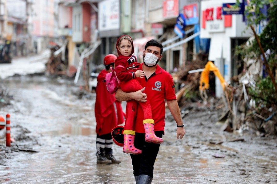 Τουρκία: Στους 31 έφτασαν οι νεκροί από τις πλημμύρες